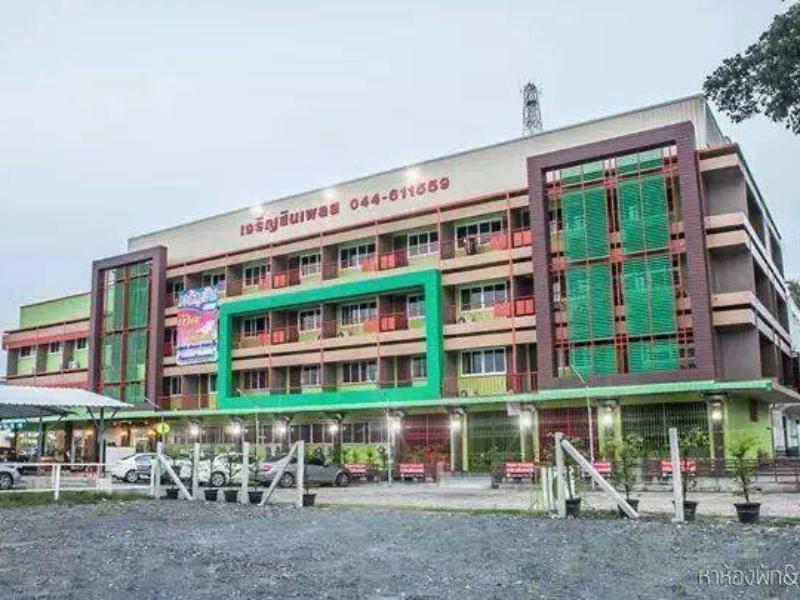Jaroensin Place Buriram Ngoại thất bức ảnh