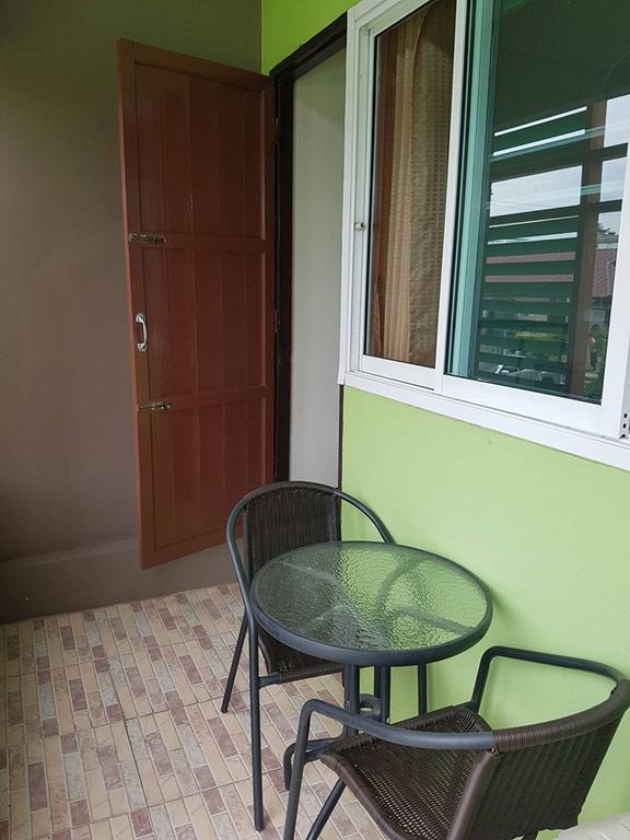 Jaroensin Place Buriram Ngoại thất bức ảnh