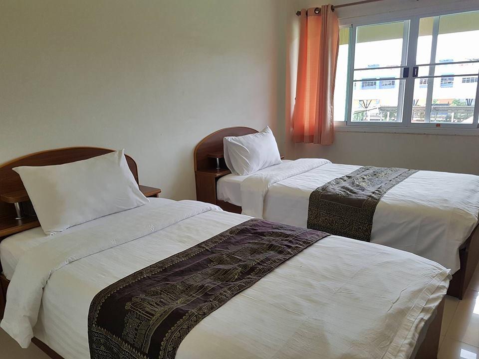Jaroensin Place Buriram Ngoại thất bức ảnh