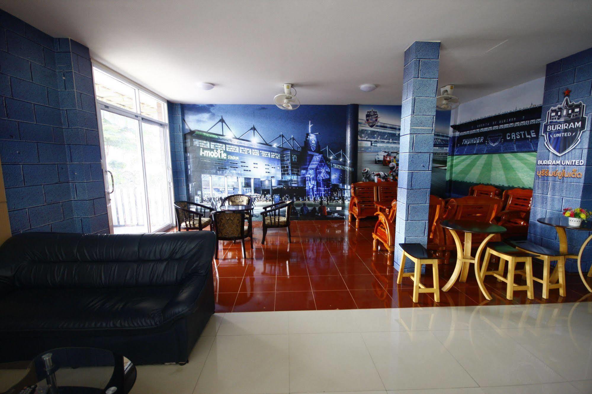 Jaroensin Place Buriram Ngoại thất bức ảnh